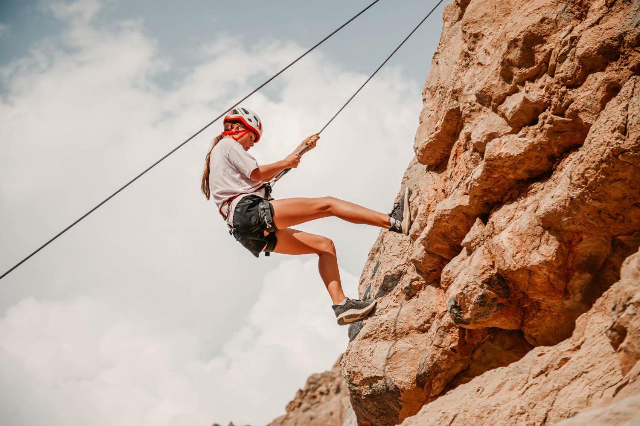 Bear Grylls Explorers Camp Resü'l-Hayme Dış mekan fotoğraf